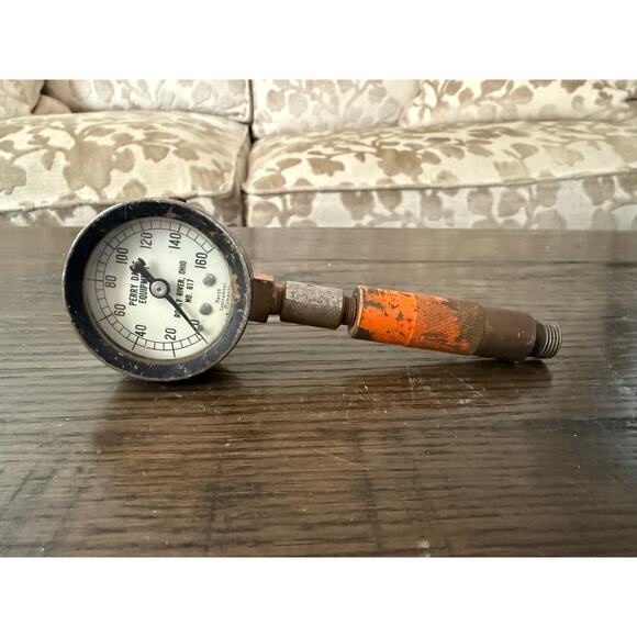 Vint Perry David Equipment Pressure Gauge –Model No. 617-Rocky Riv, OH - Picture 5 of 8